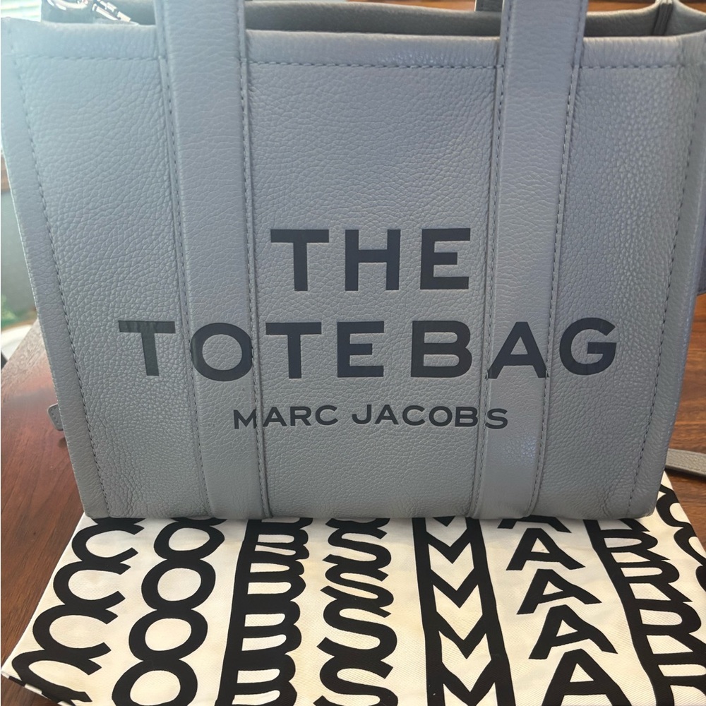 Marc Jacob’s The Tote Medium
